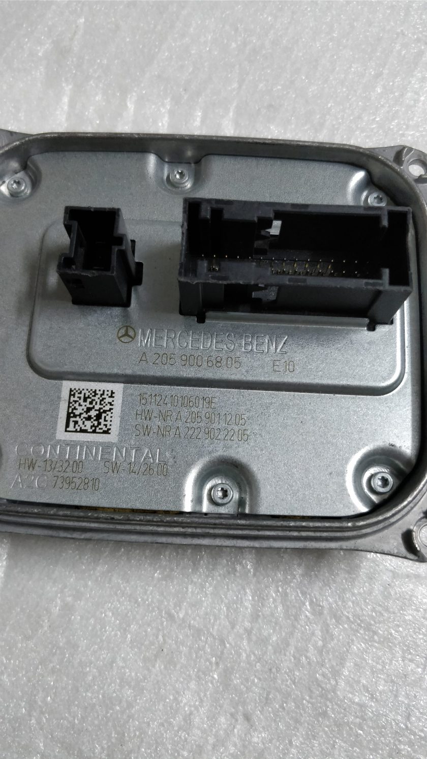 Mercedes headlight control module 2059006805 C-class W205
