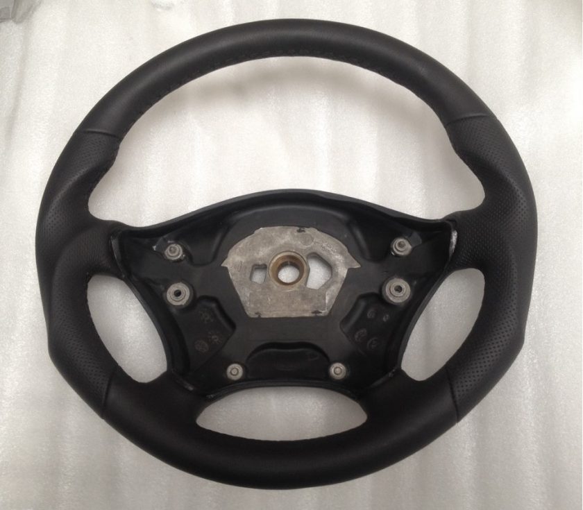 Sprinter 906 VW Crafter steering wheel Black leather black stitch + extra thumb rests profiled