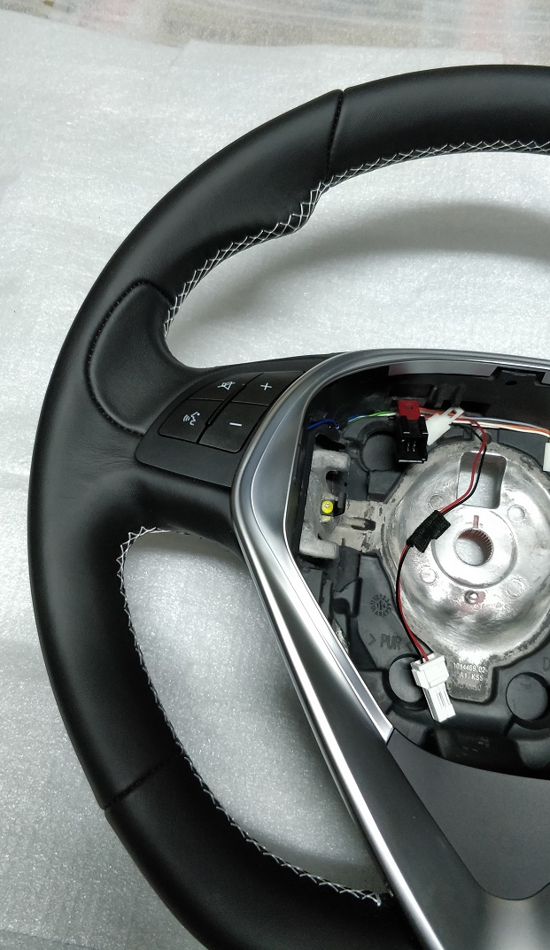 Alfa Romeo Giulietta steering wheel Flat 01561117700