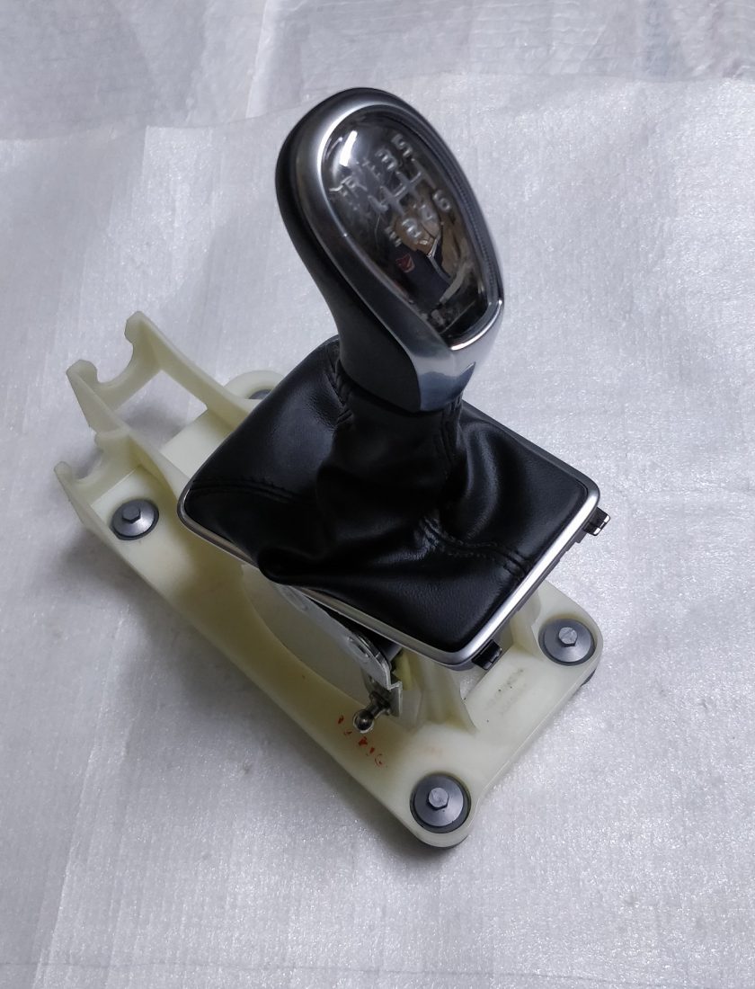 Gear lever knob V40 XC40 Manual 12-16 31367363 1000249748 illuminated