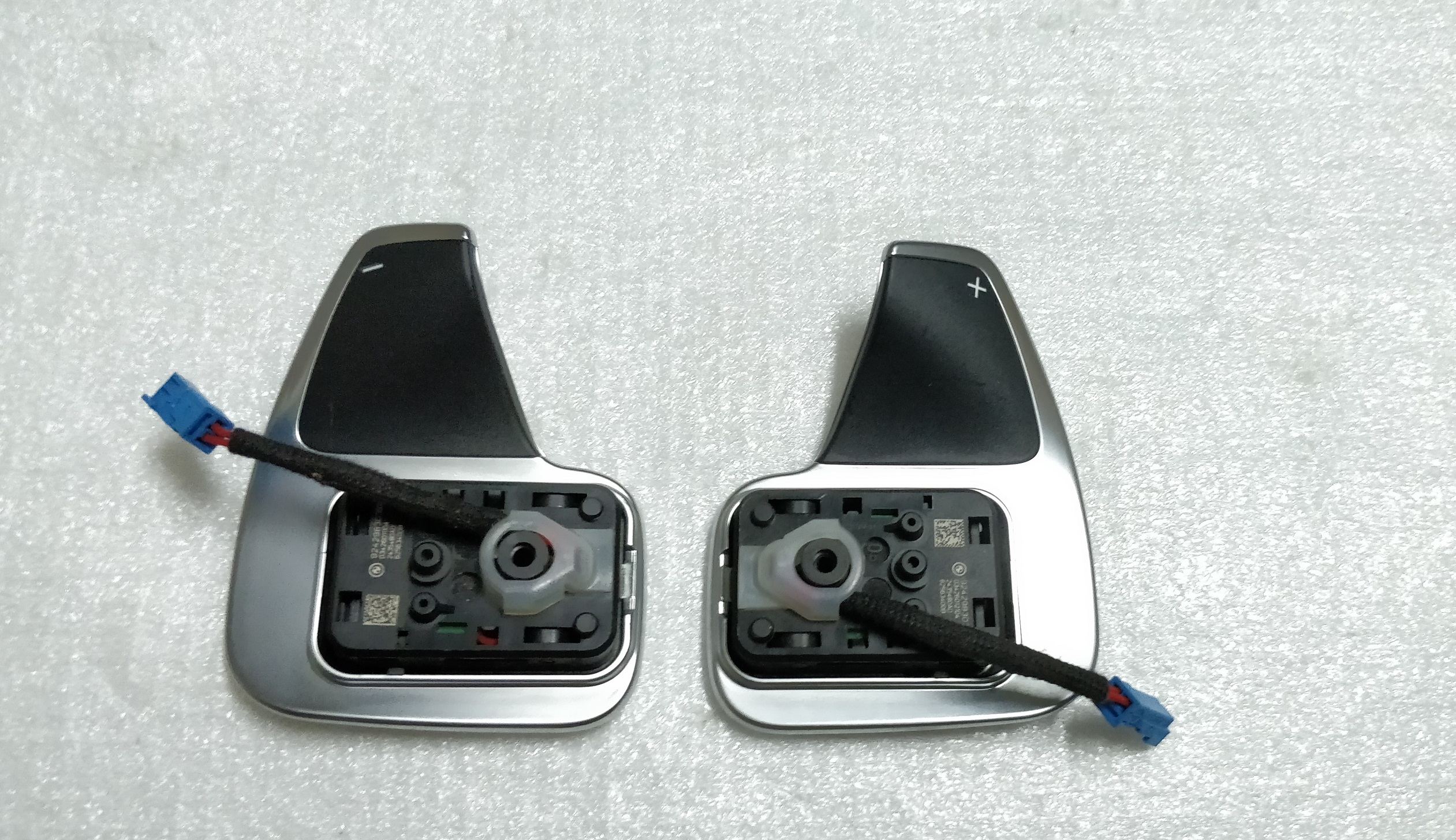 steering wheel paddle shifters for BMW F20 F30 F32 F25 X3 9242983