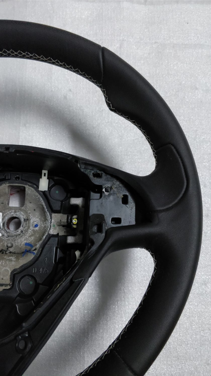 ALFA Giulietta steering wheel White stitch Flat bottom Paddle shifters 01561117700