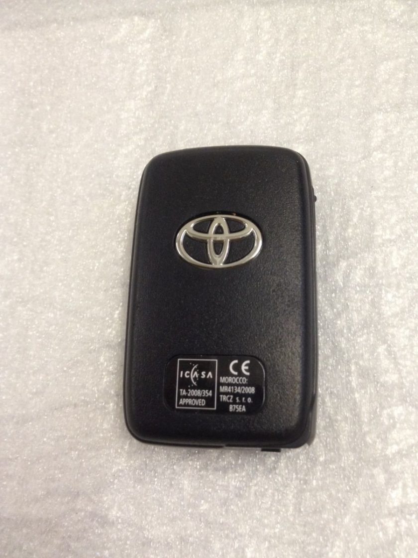 Toyota Smart key REMOTE B75EA MOROCCO MR4134/2008 LAND CRUISER PRIUS AVENSIS