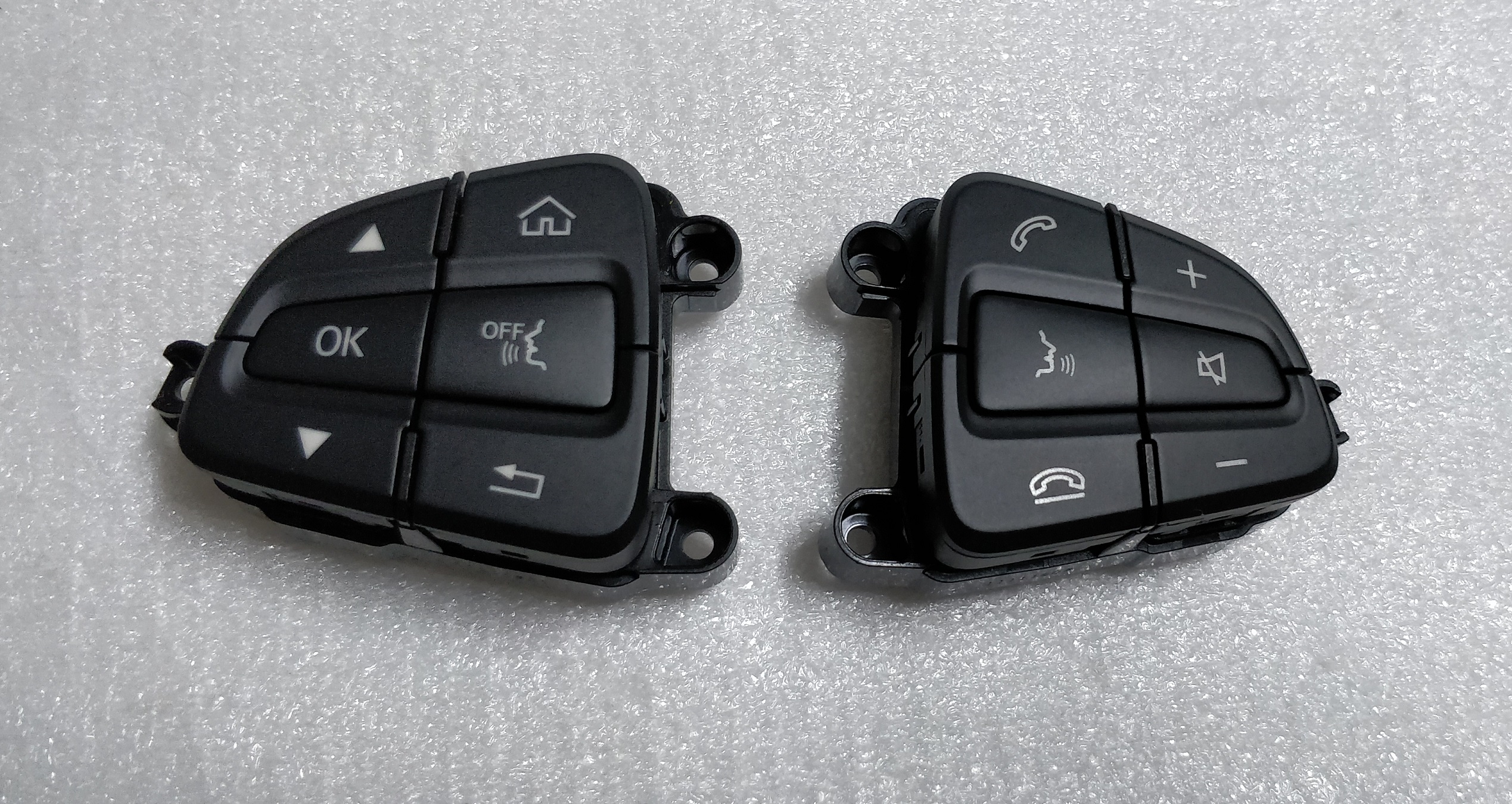 Mercedes W222 steering wheel controls buttons Pair W205 W253 S205 A0999050300 A0999050200