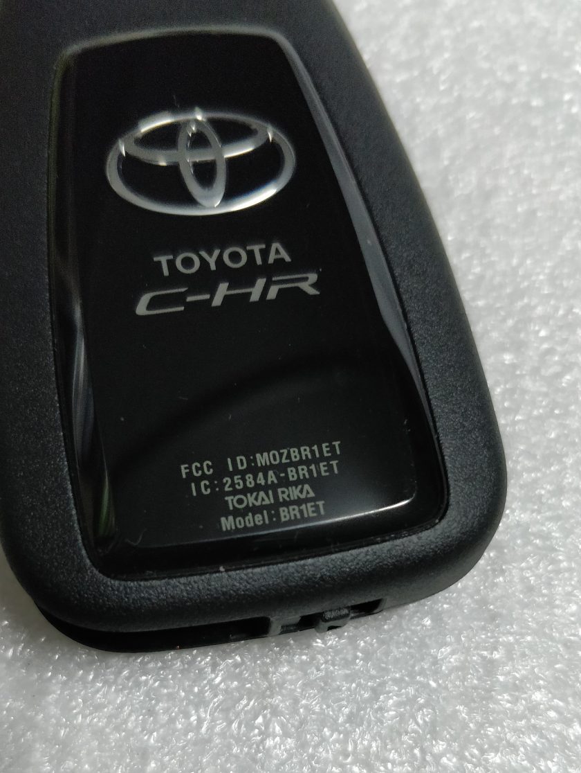 Toyota CHR Smart key BR1ET TOKAI RIKA Panic Button US (2)