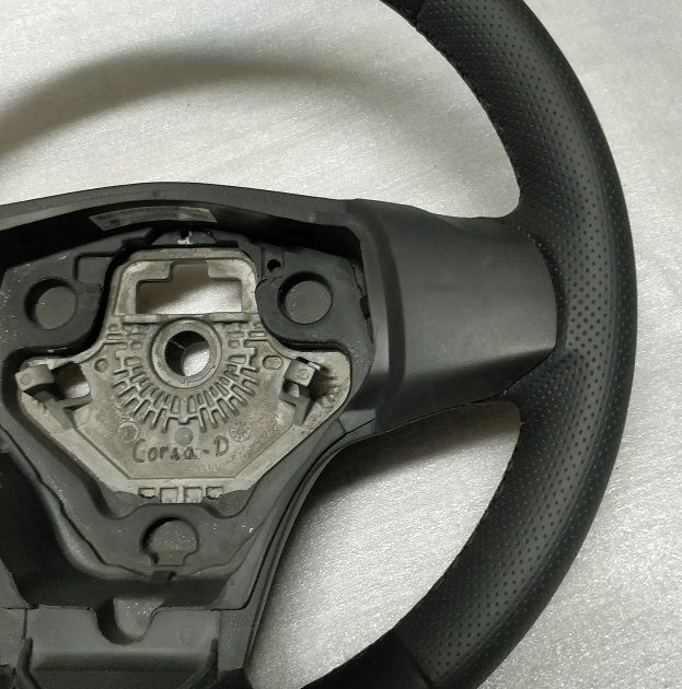 Steering wheel opel corsa D 13155558 leather 2006-2014