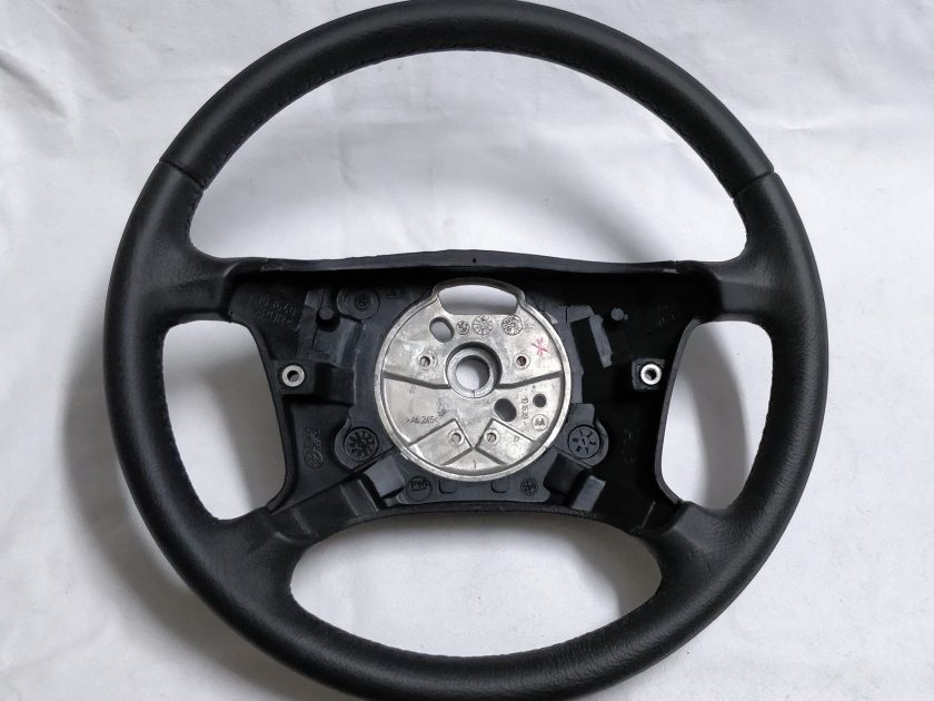 BMW steering wheel X3 E83 X5 E53 03-09 3411790 Leather