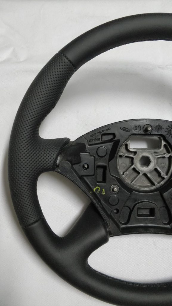 FORD FOCUS MK1 STEERING WHEEL LEATHER - Evolution GT