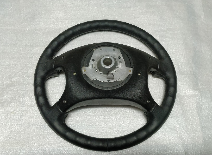 BMW steering wheel E34 E36 E31 E32 New Leather 1159787