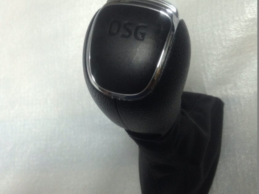 Skoda gear knob DSG 5E2713123 K Octavia 3 RHD