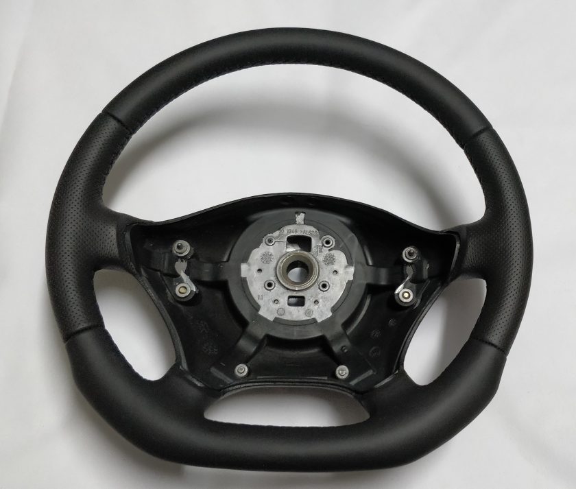 Mercedes Vito 639 steering wheel Flat bottom Viano Leather