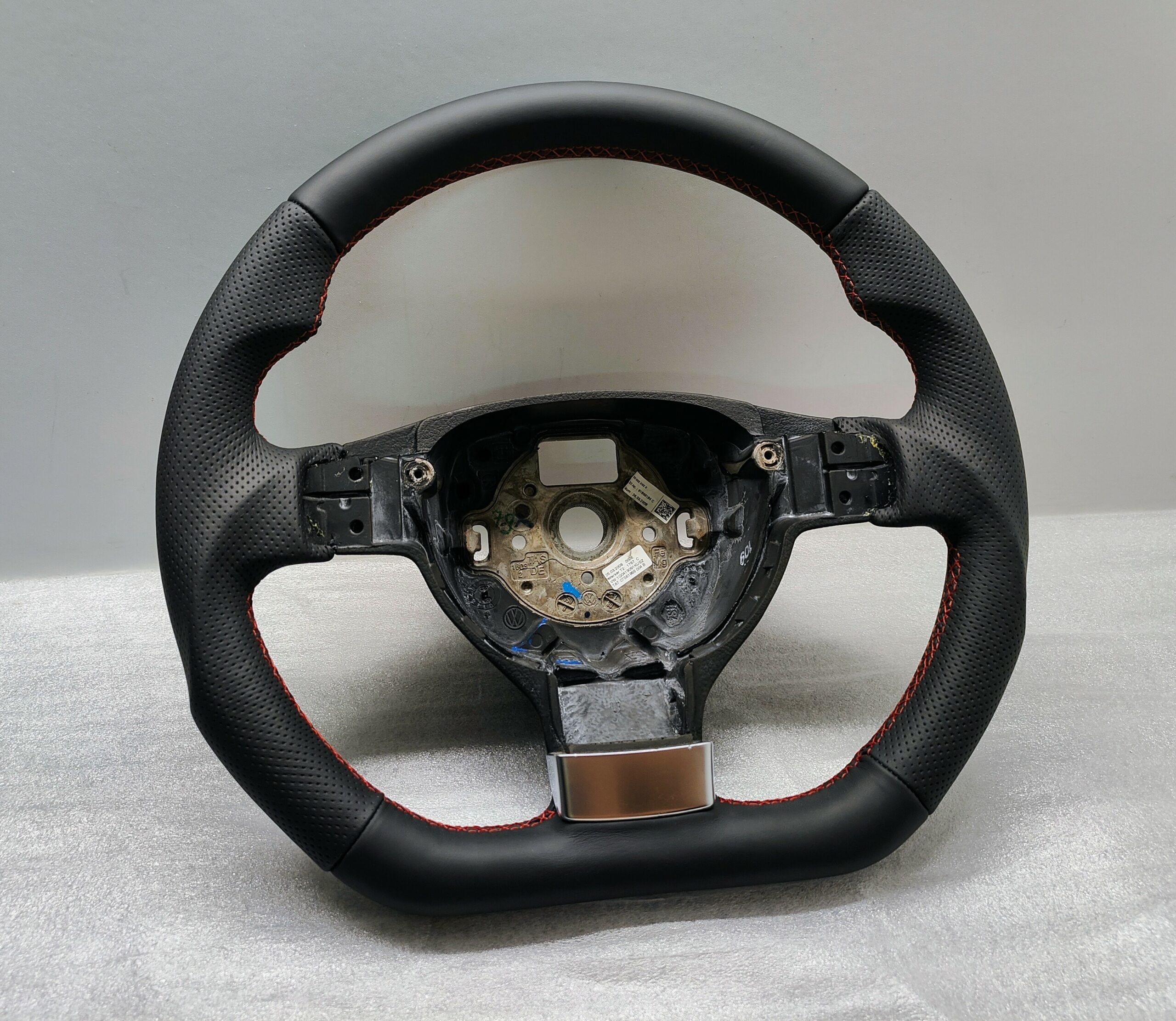 VW steering wheel golf 5 Jetta Eos caddy Flat leather Custom Flat Red Stitch 1Q0419091