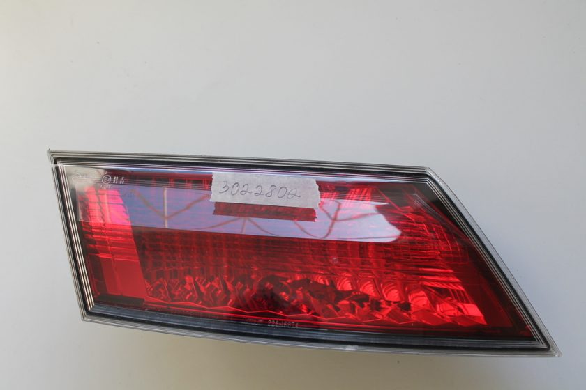 Honda Civic mk8 tailgate rear light Left Pre-facelift
