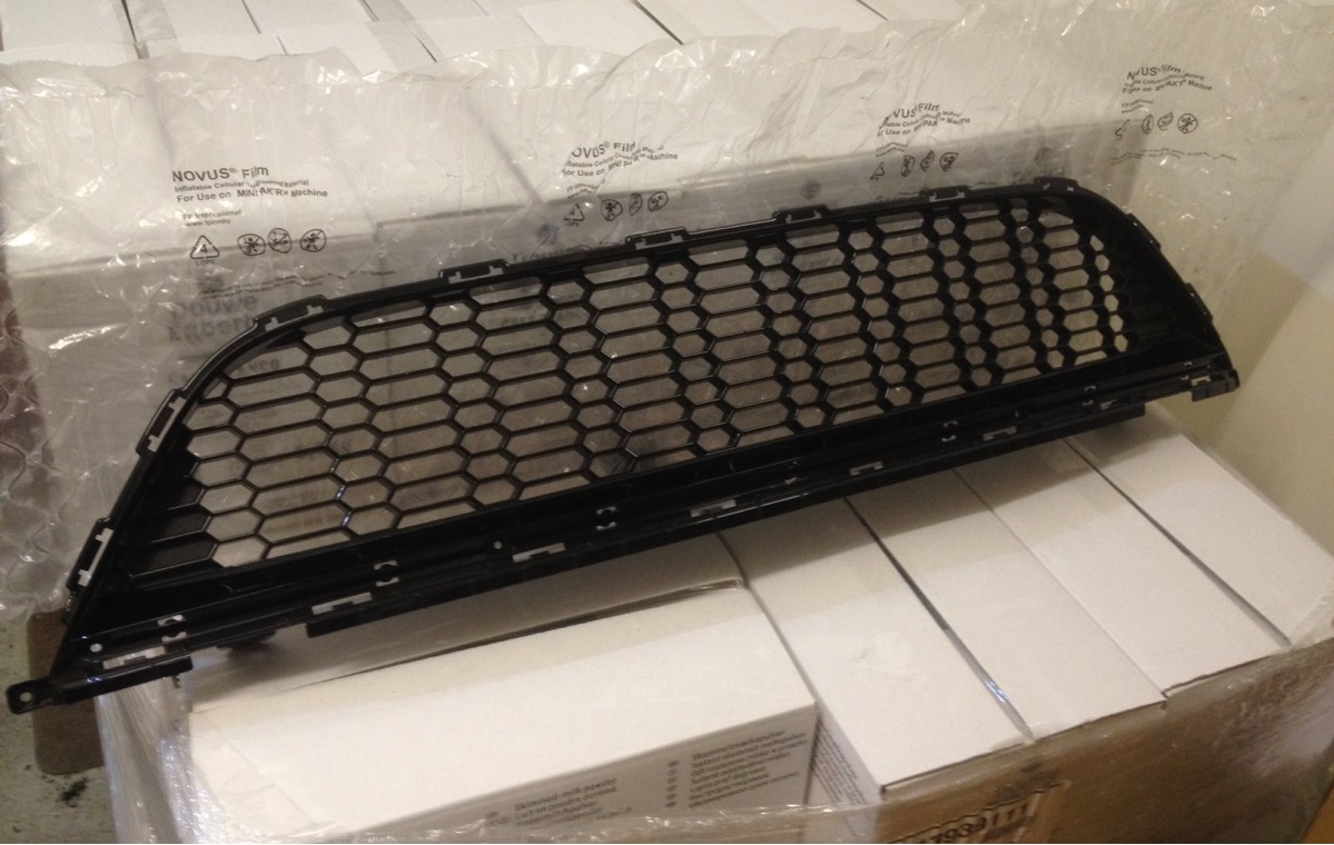 KIA CEED GT grille lower bumper proceed 86560-A2500