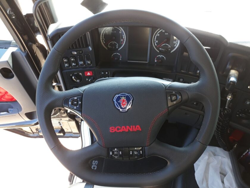 Scania R steering wheel Custom New Leather Flat