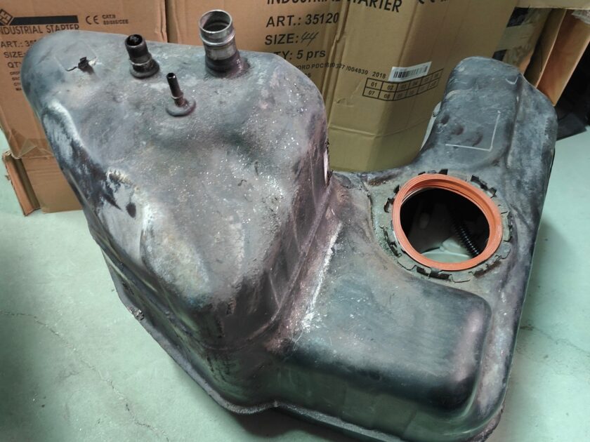 2018 Audi R8 Fuel Tank RH 4S8201022 AJ Lamborghini Huracan