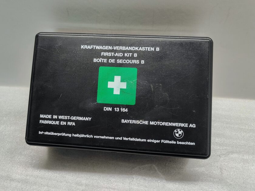 1993 E34 E30 BMW first aid kit classic rare E28 E24