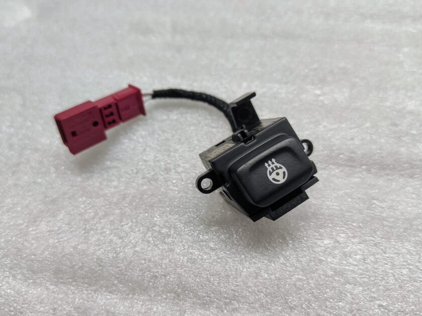 BMW Heated switch 24658711 8008626 M3 M4 G20 G21 G28 G22 G23 F40 F44 G80