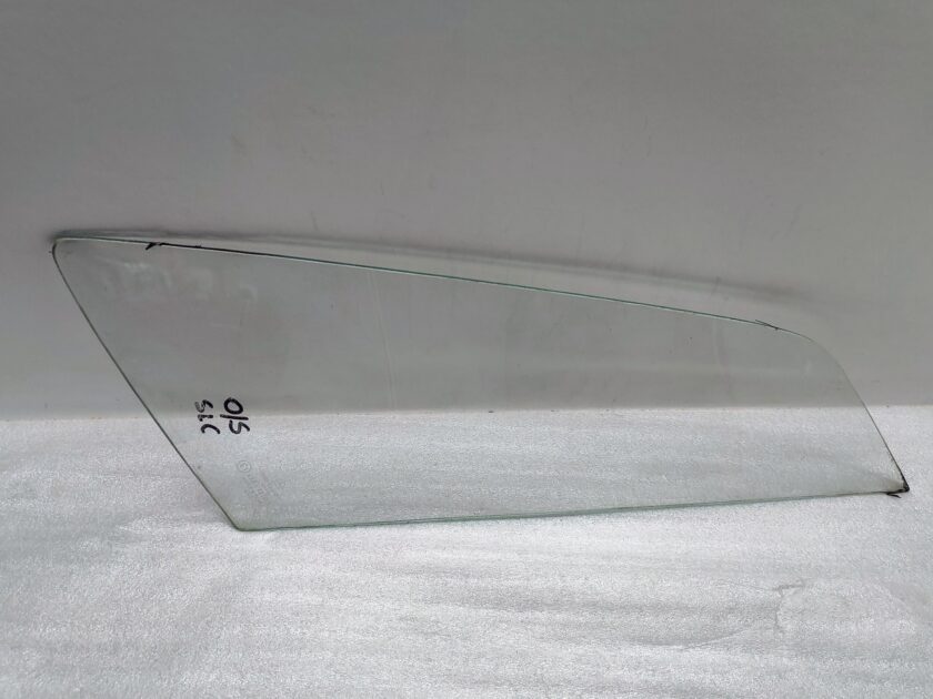 Mercedes SLC C107 quarter glass rear Right 1980