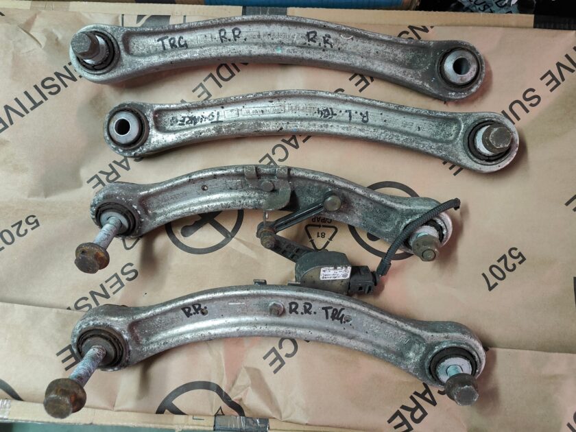 Cayenne Touareg Suspension arm 7L0505375A 7L0505376 A REAR L EFT RIGHT